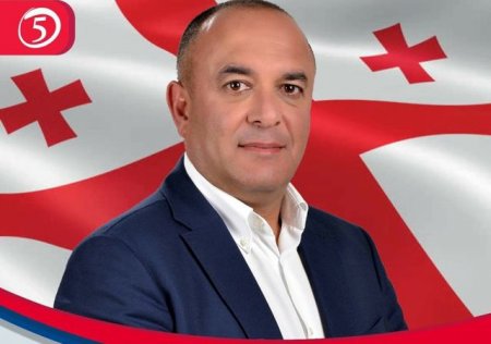 Azər Süleymanov  Vahid Milli Hərəkat Partiyasını  tərk etmədi