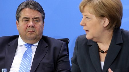 Almaniyanın xarici işlər naziri Türkiyəyə meydan oxudu, Merkel də onu dəstəklədi