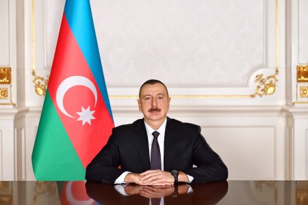 Dünya Kuboku Azərbaycan prezidentinə təqdim edildi