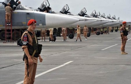 Rus ekspert Suriyada ABŞ-Rusiya hərbi qarşıdurması haqda:“Raket zərbələrini sakitcə seyr edib öz bazalarımızı qorumalıyıq” – Təhlil