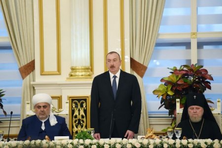 Prezident İlham Əliyev:“Bilirəm ki, fəaliyyətimiz müsəlman aləmində böyük hörmətlə qarşılanır”