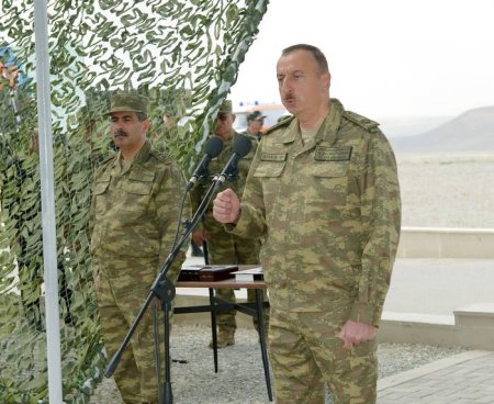 Prezident İlham Əliyev Raket Qoşunlarının hərbi hissəsinin açılışında iştirak edib
