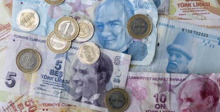 Türk lirəsi kəskin ucuzlaşdı –bir dollar 5.2 lirə səviyyəsini keçdi