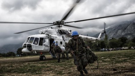“Mavi kaskalılar” Qarabağa yeridilir - Rus general Moskvanın ŞOK PLANINI AÇDI