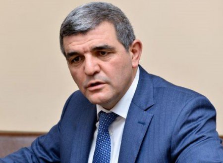 Deputat Fazil Mustafa:"Banklardakı əmanətlərin tam sığortalanması müddəti uzadılmalıdır"