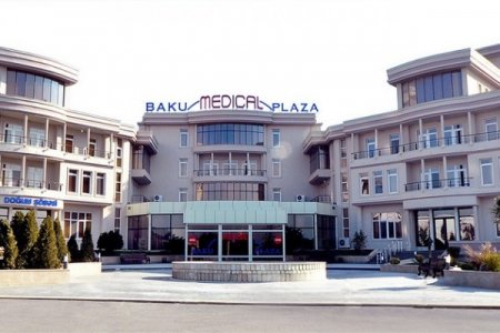 Müğənni Elnarənin ittihamına "Baku Medical Plaza"dan REAKSİYA