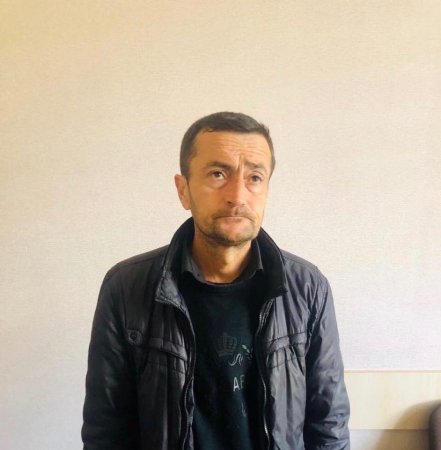 Jurnalistin vəsiqəsini oğurlayan “Doqquz barmaq Adil” saxlanıldı - FOTO