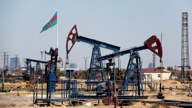 Azərbaycan nefti - 100 dolların bir qarışlığında