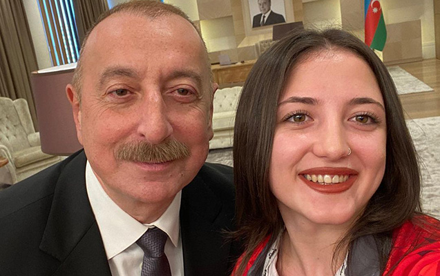 Türkiyəli atletlər Prezident və xanımı ilə selfi çəkdirdilər -