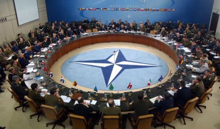 NATO –dan hesabat:“Rusiya Bakı və İrəvana bilərəkdən ziddiyətli siyasi mesajlar göndərir"