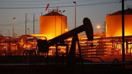 Dünyada neft ehtiyatları 300 milyon barel azalıb –Səudiyyə Ərəbistanının energetika naziri
