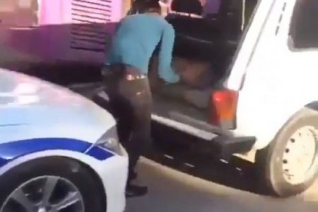 Bakıda sürücü yol polislərini "kubik"lə aldatdı - VİDEO