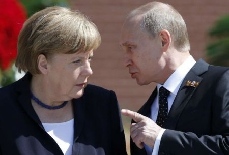 Merkel Moskvanın ümidlərini qırdı:“Rusiyanın “böyük səkkizliyə” qayıtması mümkün deyil”