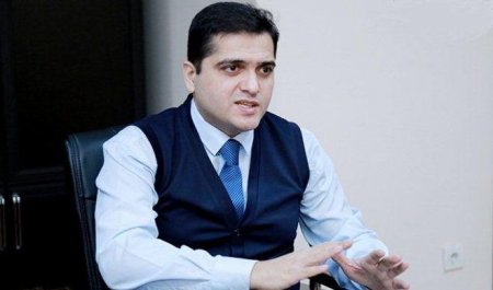 Elxan Şahinoğlu: “Rusiya göstərmək istəyir ki, Suriyada onu da dəstəkləyən dövlətlər var”