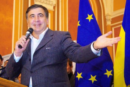 Saakaşvili Gürcüstanda qanunları Şah etdi…