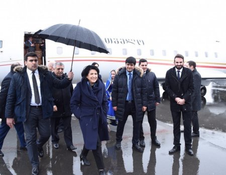 Gürcüstan Prezidenti Qaxa getdi - FOTO