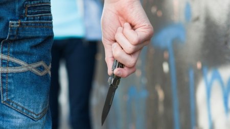 Azərbaycanda DƏHŞƏTLİ HADİSƏ: 23 yaşlı oğlan bacısını qoruyarkən öldürüldü - TƏFƏRRÜAT