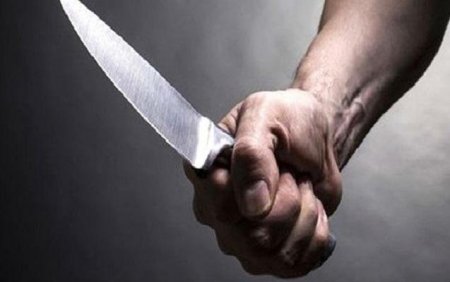 Sabunçuda 23 yaşlı oğlan bıçaqlanıb