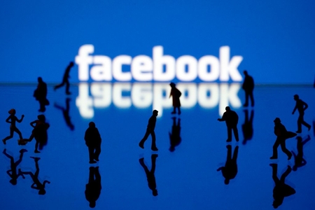“Facebook” erməniyə qahmar çıxır -