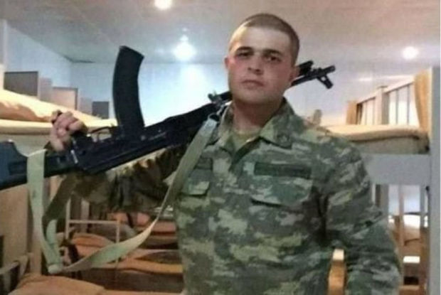 Nəşi 27 gün sonra tapılan şəhidin atası: “Anası narahat olmasın deyə hər dəfə arxa cəbhədəyəm deyirdi” - FOTO