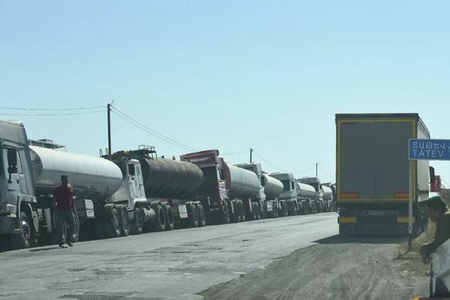 Gorus-Qafan yolunda gömrük-buraxılış məntəqəsi quruldu - İran maşınları vergi ödəyir... SON DƏQİQƏ