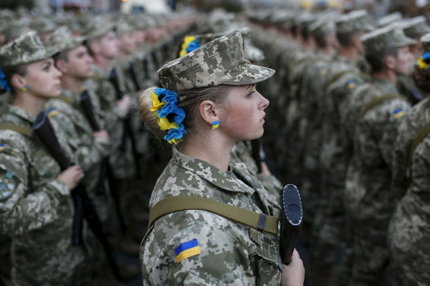 Ukraynada qadınlar hərbi qeydiyyata alınacaq