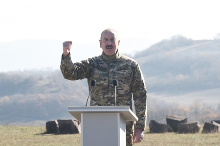 XALQIMIZIN QÜRUR GÜNLƏRİ -Qənirə Paşayevanın yazısı