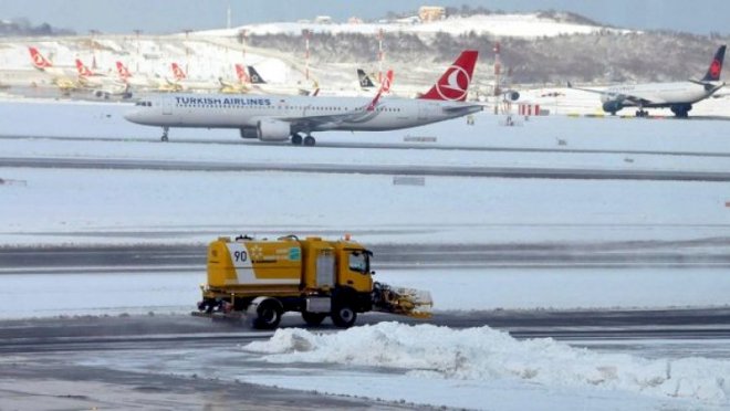 İstanbul Hava Limanı fəaliyyətini dayandırdı