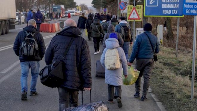 422 min ukraynalı qaçqın düşüb