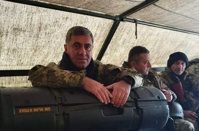Gürcüstanın keçmiş müdafiə naziri Ukraynada ruslara qarşı döyüşür