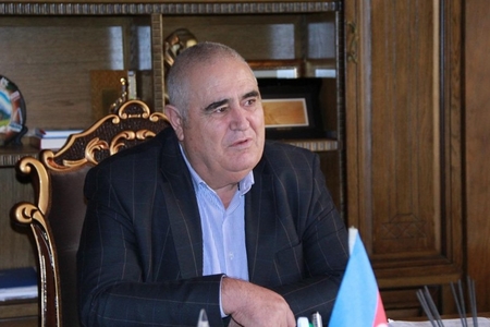 “Şərurlu İsfəndiyar” və sabiq klub prezidenti məhkəməyə verilib