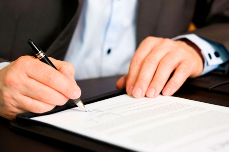 İdarə rəisi işləmiş baş həkim İŞDƏN ÇIXARILDI FOTO