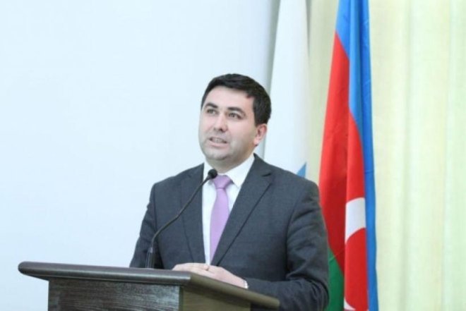 BNA deputatın avtomobilinə cərimə yazdı -