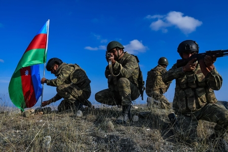 Ermənistan Azərbaycan Ordusunun Kəlbəcərdəki mövqelərini intensiv atəşə tutub