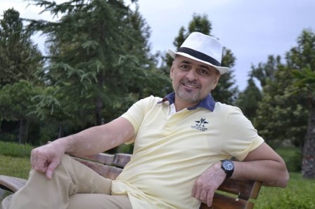 Nazirlik teatr direktoru ilə bağlı araşdırmaya başladı