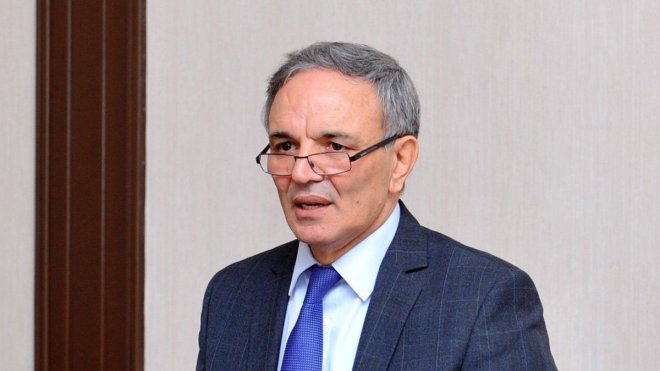 Əflatun Amaşov sədrlikdən gedir -