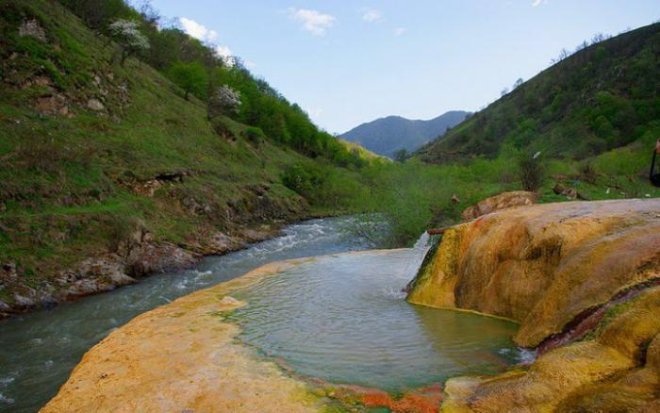 Kəlbəcər bu gün də Azərbaycanın ən dilbər guşələrindən biridir