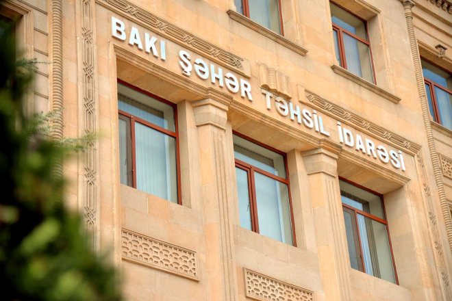Bakıda adı qalmaqalda hallanan məktəb direktoruna yeni vəzifə verildi -