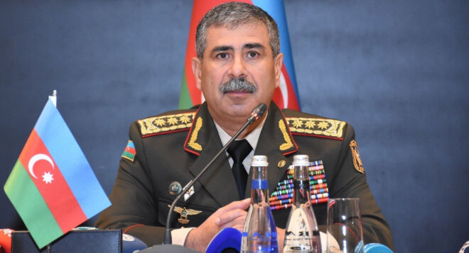 Zakir Həsənov komandanları TOPLADI: