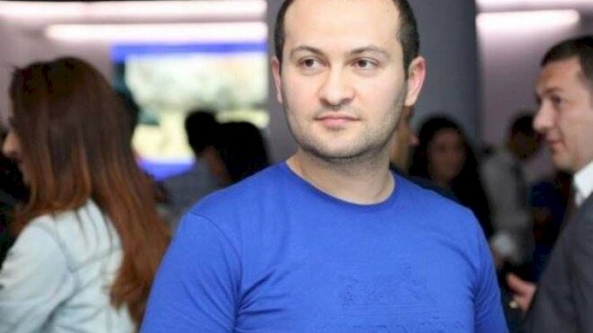 Aparıcı Oqtay Əliyevin dəfnində gördüklərinə qeyzləndi -