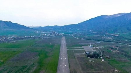 Gizlin yol: Xocalı aeroportundan ermənilər necə daşınır? -