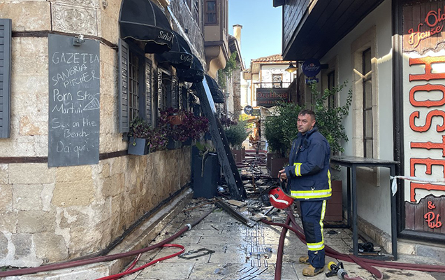 Türkiyədə hoteldə yanğın - 2 turist öldü, 12-si yaralandı +