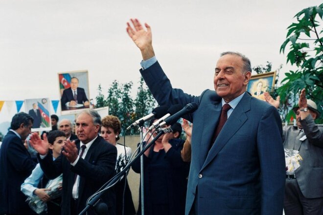 "Ümummilli Lider Heydər Əliyev: Müstəqil və Müasir Azərbaycanın Qurucusu"