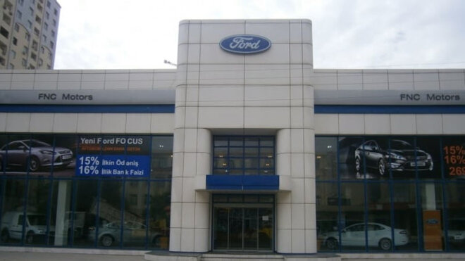 "Ford" avtoservisin direktoru niyə döyülüb?