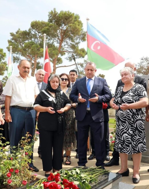 Suraxanıda şəhidin doğum günündə məzarı ziyarət olunub