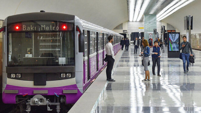 Metroda fasilə yarandı: Səbəb nədir? -