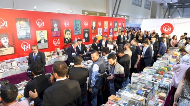 500 manatlıq kitab aparan nazir müavini kimdir? –