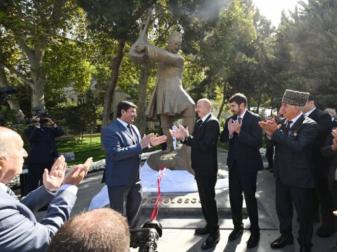 Aşıq Ələsgərin yaradıcılığı Azərbaycan xalqının ürəyində böyük bir iz buraxmışdır