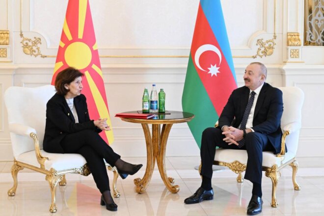 Hər iki ölkə arasında əməkdaşlıq siyasi iqtisadi və humanitar sahələri əhatə edir