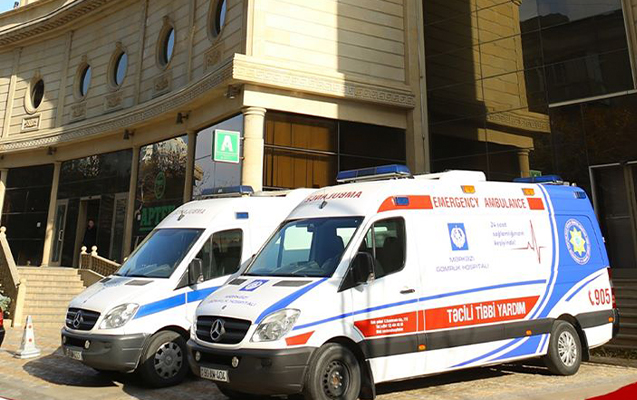 “İki ildir maaşımız karta yüklənəndən sonra əlimizdən alırlar...” -